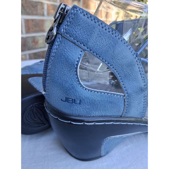 Women's JBU Blue Laser Cut Wedge Sandals Size 11 Black Sole NEW - Picture 10 of 12